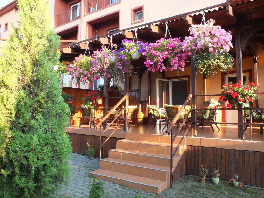 Pension Larisa Arad Exterior photo